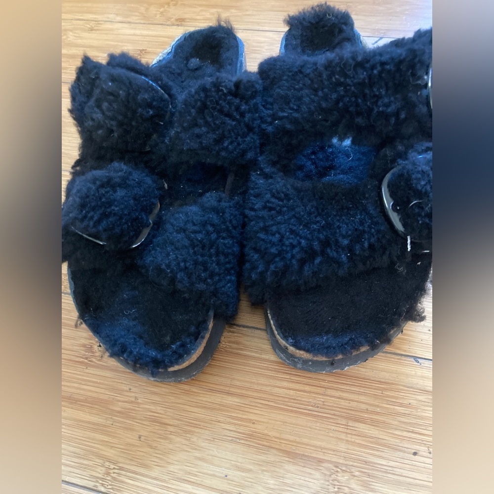 NEW Big Buckle Shearling - Picture 7 of 14